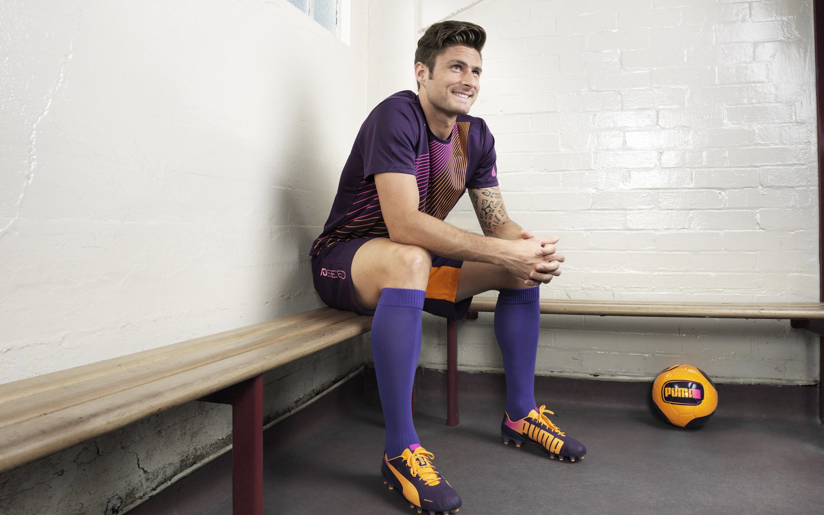 新疆队最后时刻击败公牛，霍勒迪成为关键先生