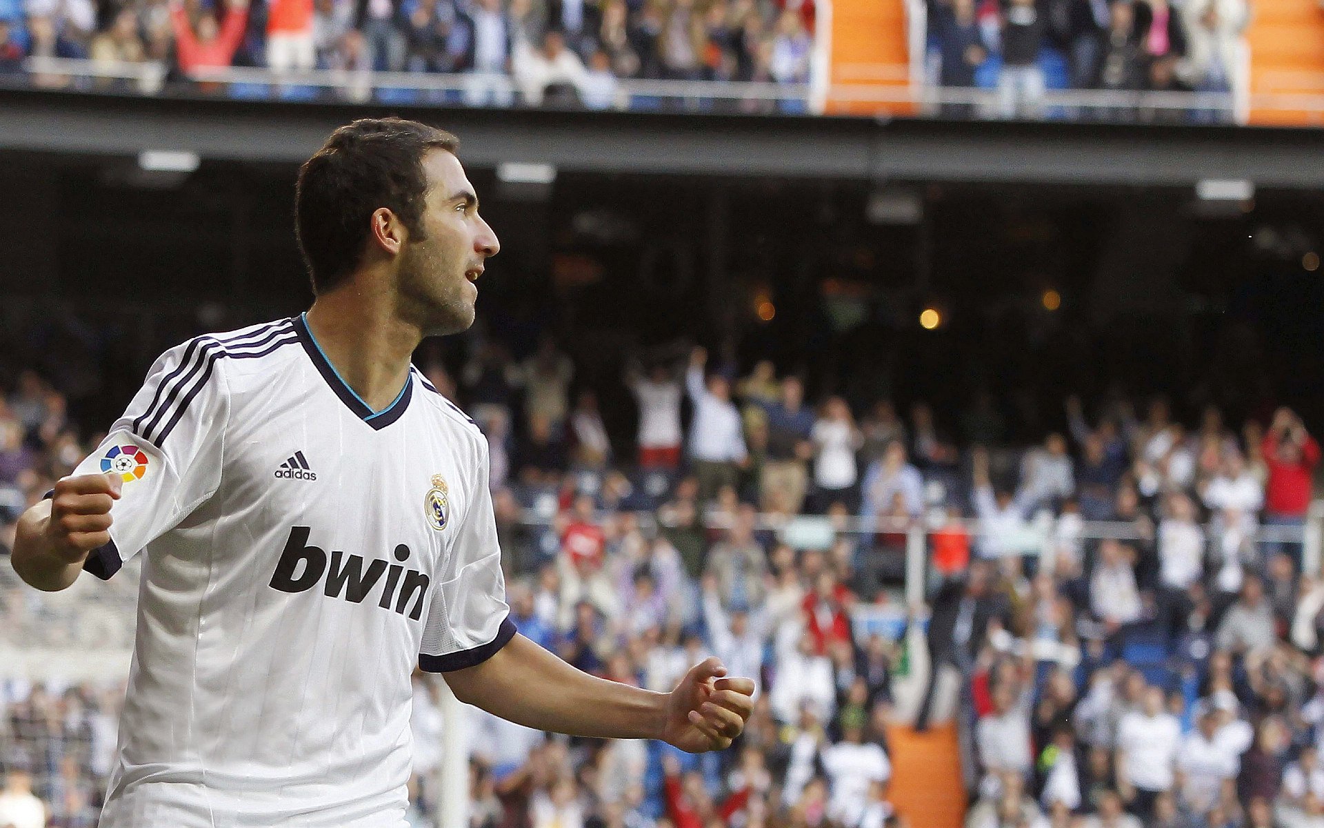 铁壁与终结，弗拉霍维奇如何以防守艺术引领皇家社会击溃勒沃库森